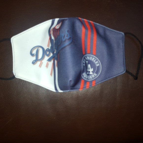 ❤NEW Los Angeles Dodgers Face Mask❤